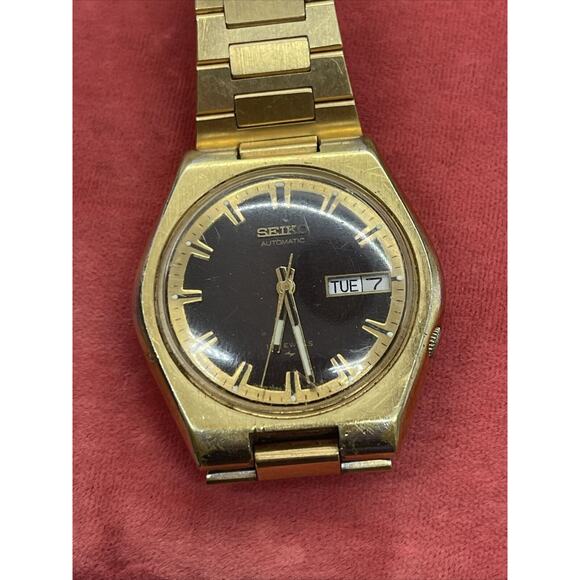 Vintage Seiko 7009- 8079 Watch 17 Jewels Automatic Day Date Running Gold Tone - Picture 5 of 11